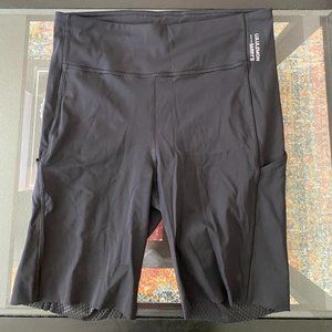 Lululemon x Barry's Shorts Black Size 8